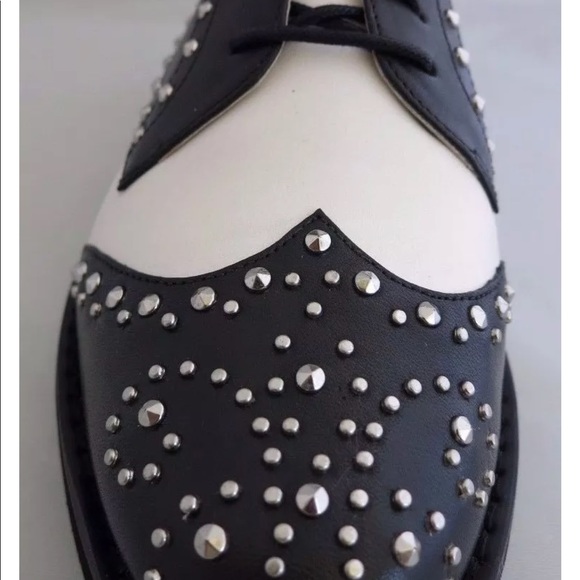 MICHAEL KORS Black White Leather SOFIE Stud Heel - Picture 3 of 4
